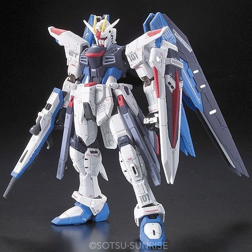 BANDAI RG MOBILE SUIT FREEDOM GUNDAM ZGMF-X 10A - IRION Juguetería -  BANDAI RG MOBILE SUIT FREEDOM GUNDAM ZGMF-X 10A - IRION Juguetería -